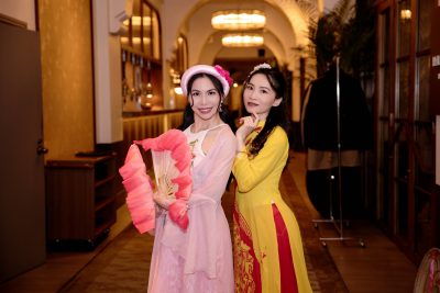 日越夢ビジネスサミットにベトナム舞踊、ベトナム歌謡で出演しました。