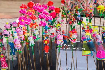 Tò he (toy figurine) is a traditional toy for children in Vietnam